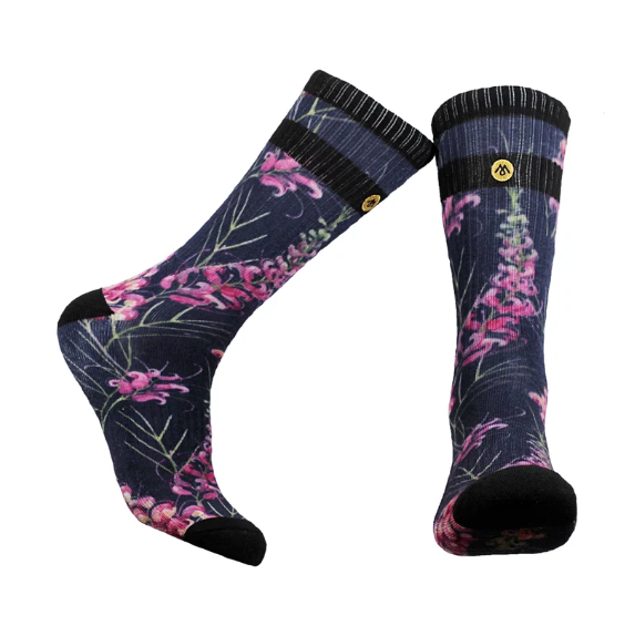 MENNIE BRAND - Grevillea Flower unisex socks