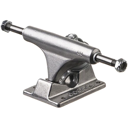 ACE - 00 SILVER TRUCKS