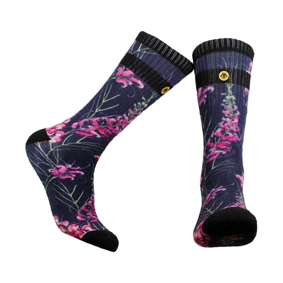 MENNIE BRAND - Grevillea Flower unisex socks